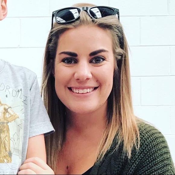 Meet your Posher, Amanda - Picture 1 of 1